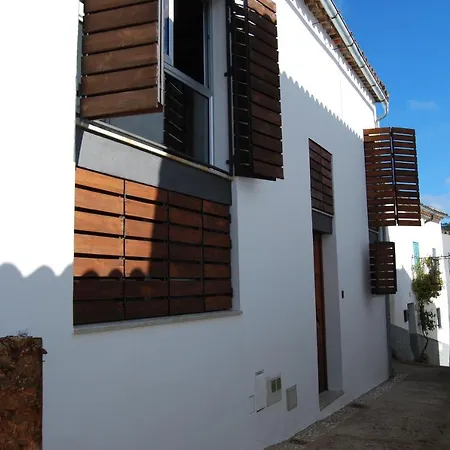 別荘 Casa De Dona Maria Valdelarco